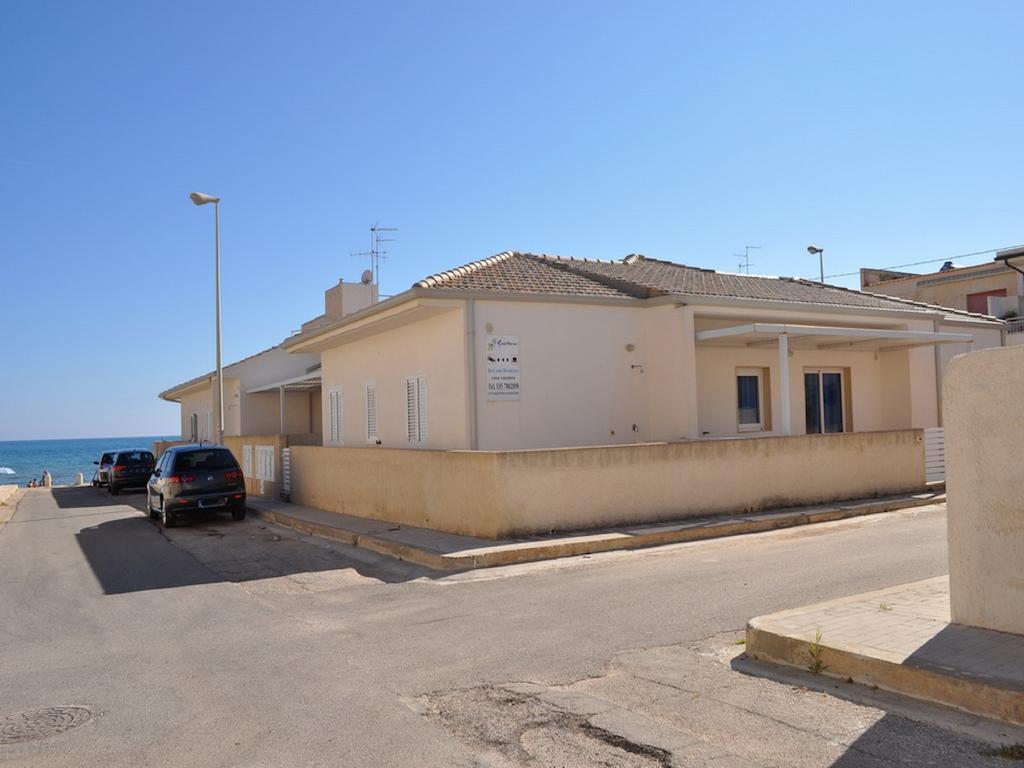 Sagittarius Mare Apartamento Marina di Ragusa Exterior foto